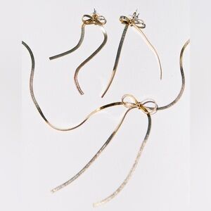 NIB Ivy City Gold Herringbone Bow Earrings & Necklace Set